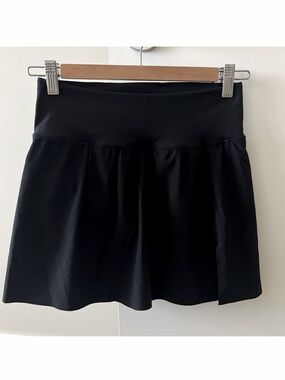 Aritzia TNA Tennis Skort 🎾